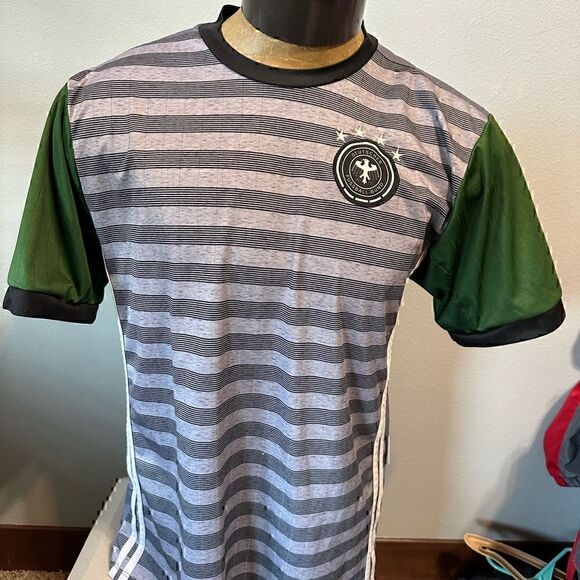Deutscher Fussball-Bond Germany Mems Large Short Sleeve Soccer Shirt - Picture 1 of 5
